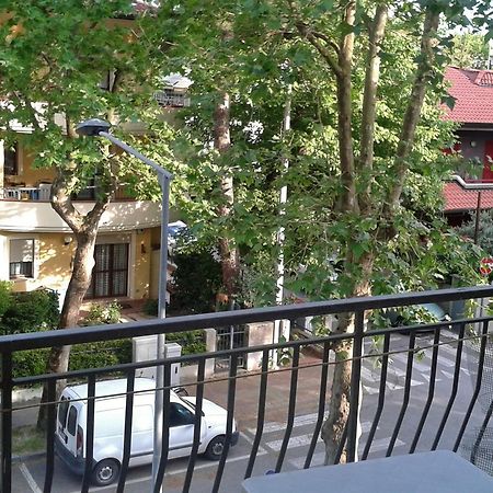 רימיני Residence Monaco Appartamenti מראה חיצוני תמונה