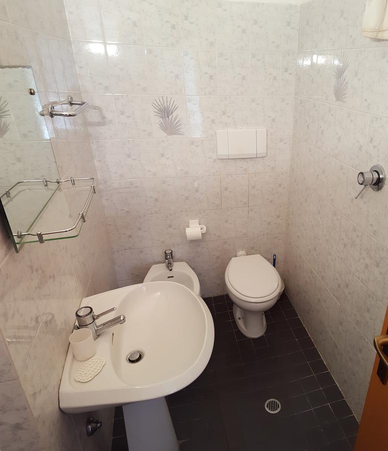 רימיני Residence Monaco Appartamenti מראה חיצוני תמונה